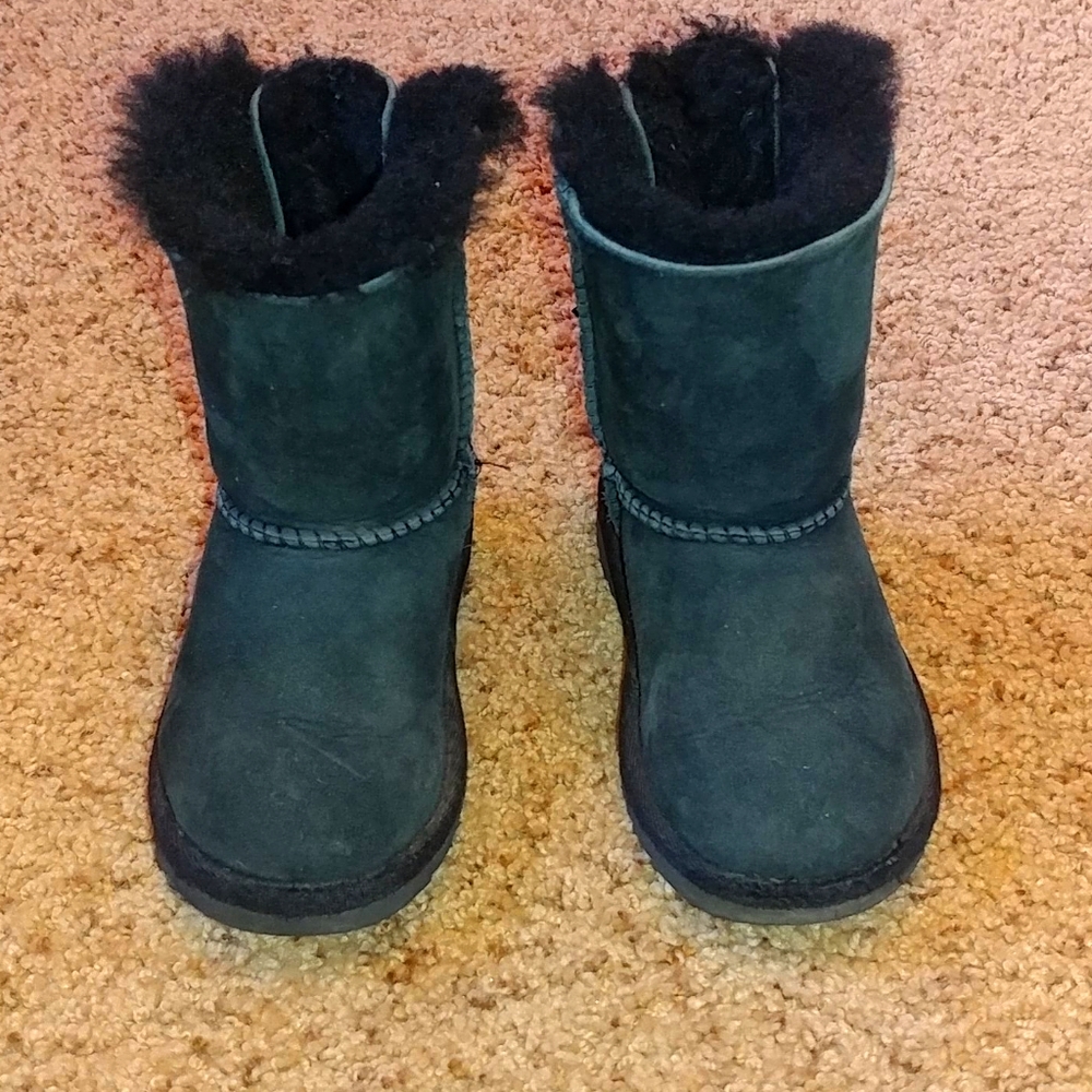 Bailey Bow Uggs